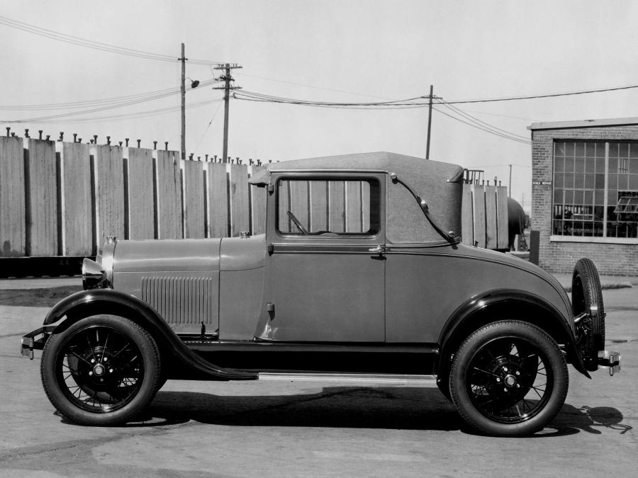  Ford Model A Sport Coupe 1928 года  (фото 3 из 4)